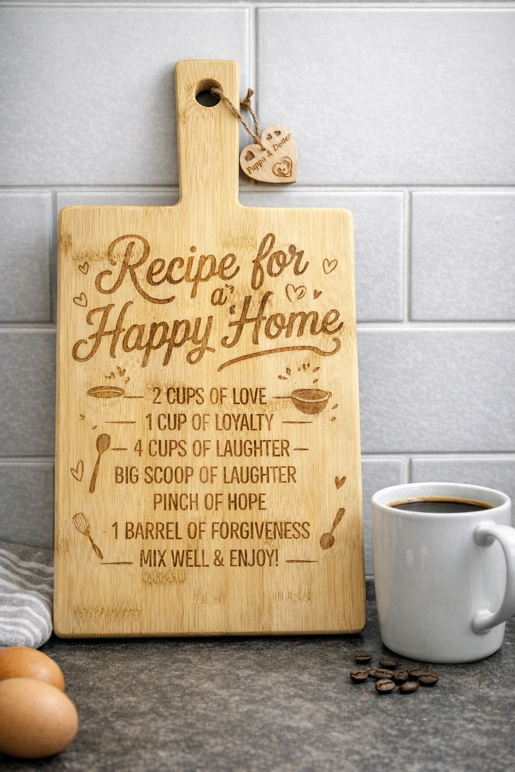 Graverad skärbräda – personlig present i trä